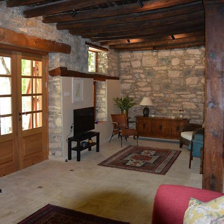 Kato Platres Riverside Cottage المظهر الخارجي الصورة